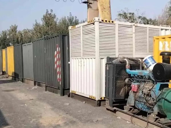 舟曲200KW柴油发电机机组每小时油耗是多少?